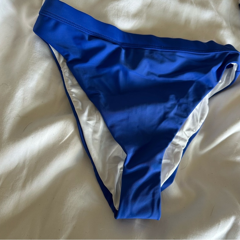 Blue Bikini - Picture 9 of 9